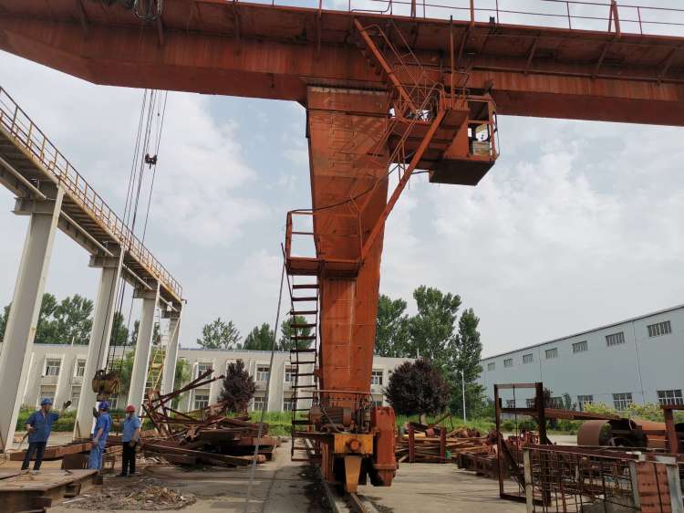 學(xué)思想，見(jiàn)行動(dòng)，整庫(kù)房，找“利用”，擴(kuò)面積，美環(huán)境。